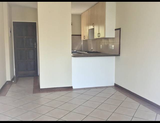 2 BEDROOM APARTMENT TO LET IN MOOIKLOOF RIDGE